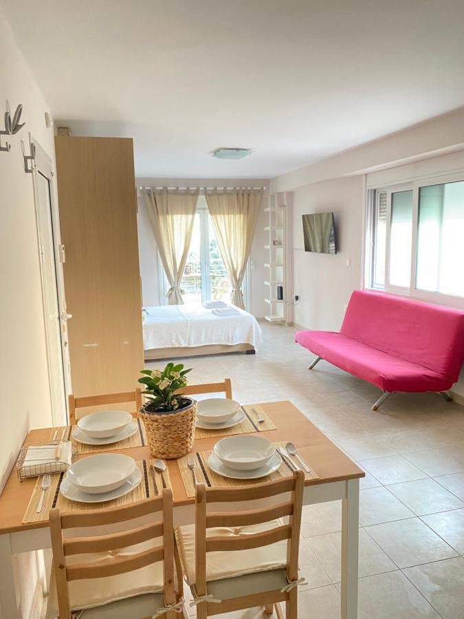 Seaside One-Bedroom On Chalkis Exterior photo